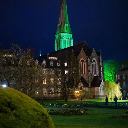 Campus *